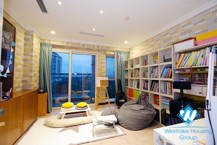 Gorgeous L building apartment for rent in Ciputra, Tay Ho, Hanoi